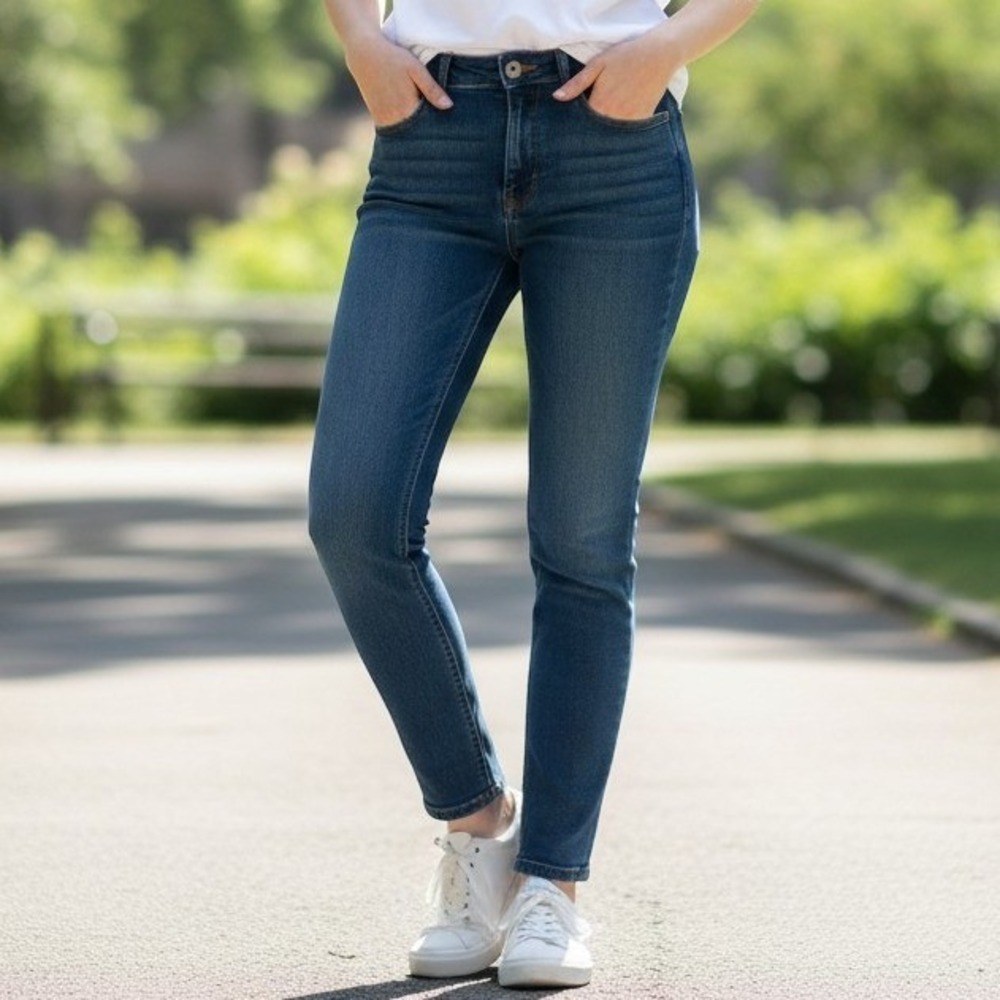LOFT Curvy Skinny Jeans Size 8 Blue Denim Dark Wash Stretch Casual Minimalist